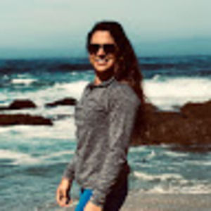 Meet your Posher, Estefania